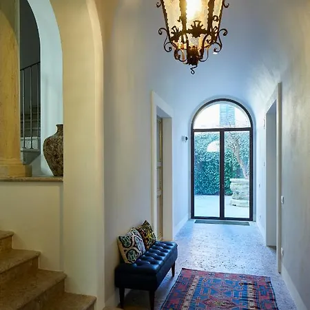 Bed and breakfast Casa Gugu 3*