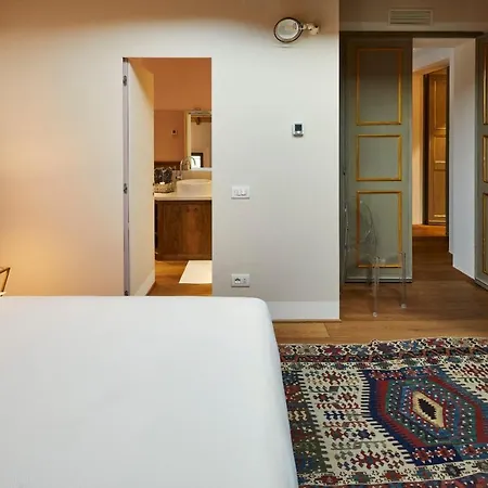 Casa Gugu Bed & Breakfast 3*