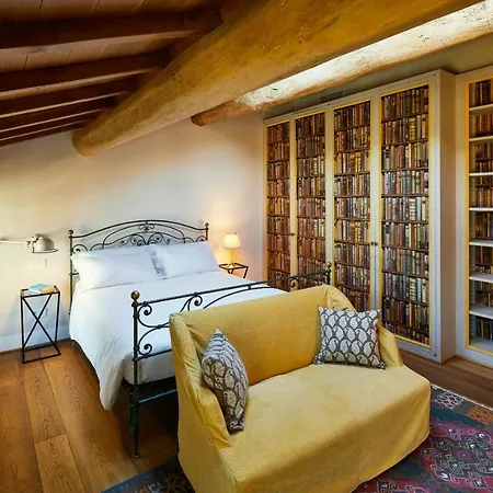 Casa Gugu Bed & Breakfast *