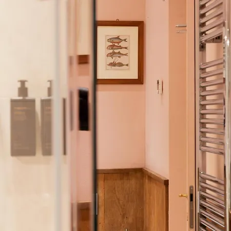 Casa Gugu & Breakfast Bed & Breakfast 4*